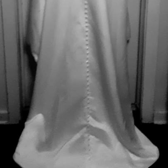 Alfred Angelo Wedding Dress - Picture 2 of 7